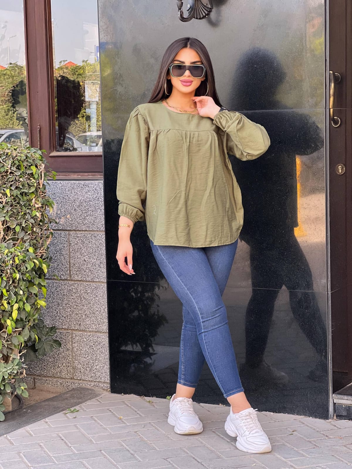 Basic Linen Blouse – Chest Detail