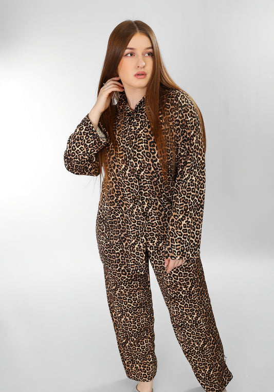 Tiger Oversized Suit – Bold Elegance Redefined
