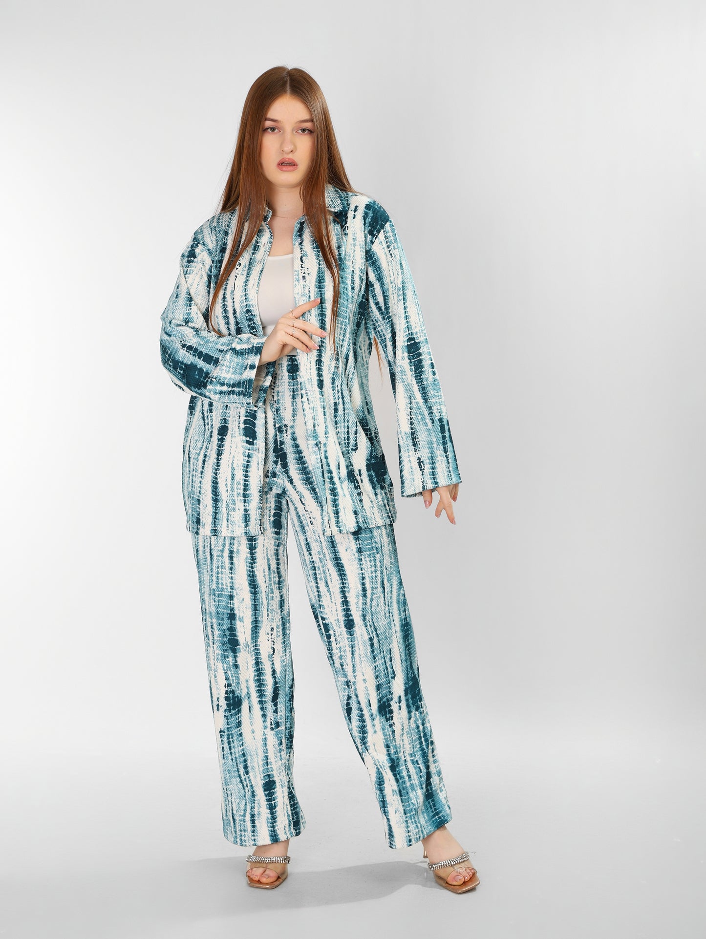 Wave Oversized Suit – Bold Elegance Redefined