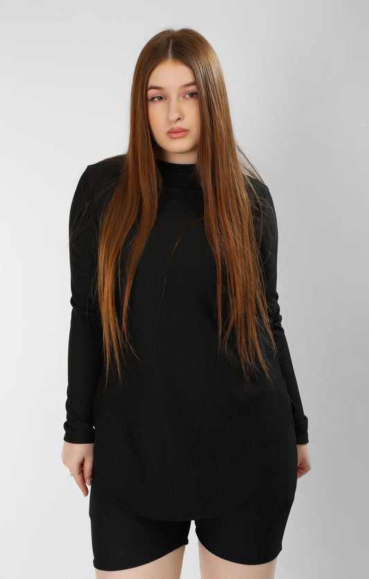 The Classic Flow Set – Black Long Top & Relaxed Shorts