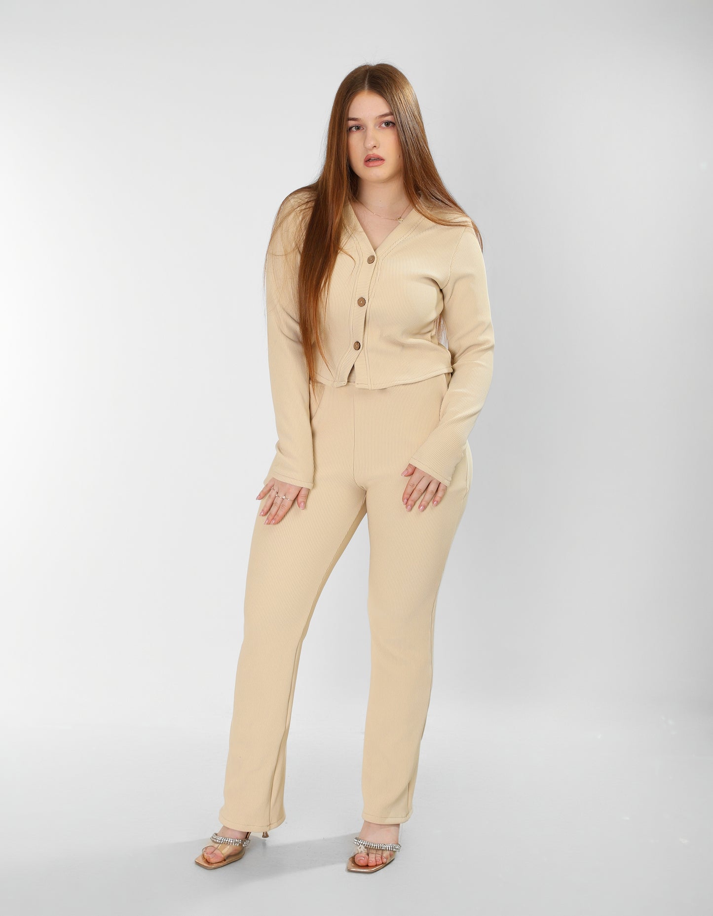 The Iconic Set – Beige Cropped Jacket & Pants Set