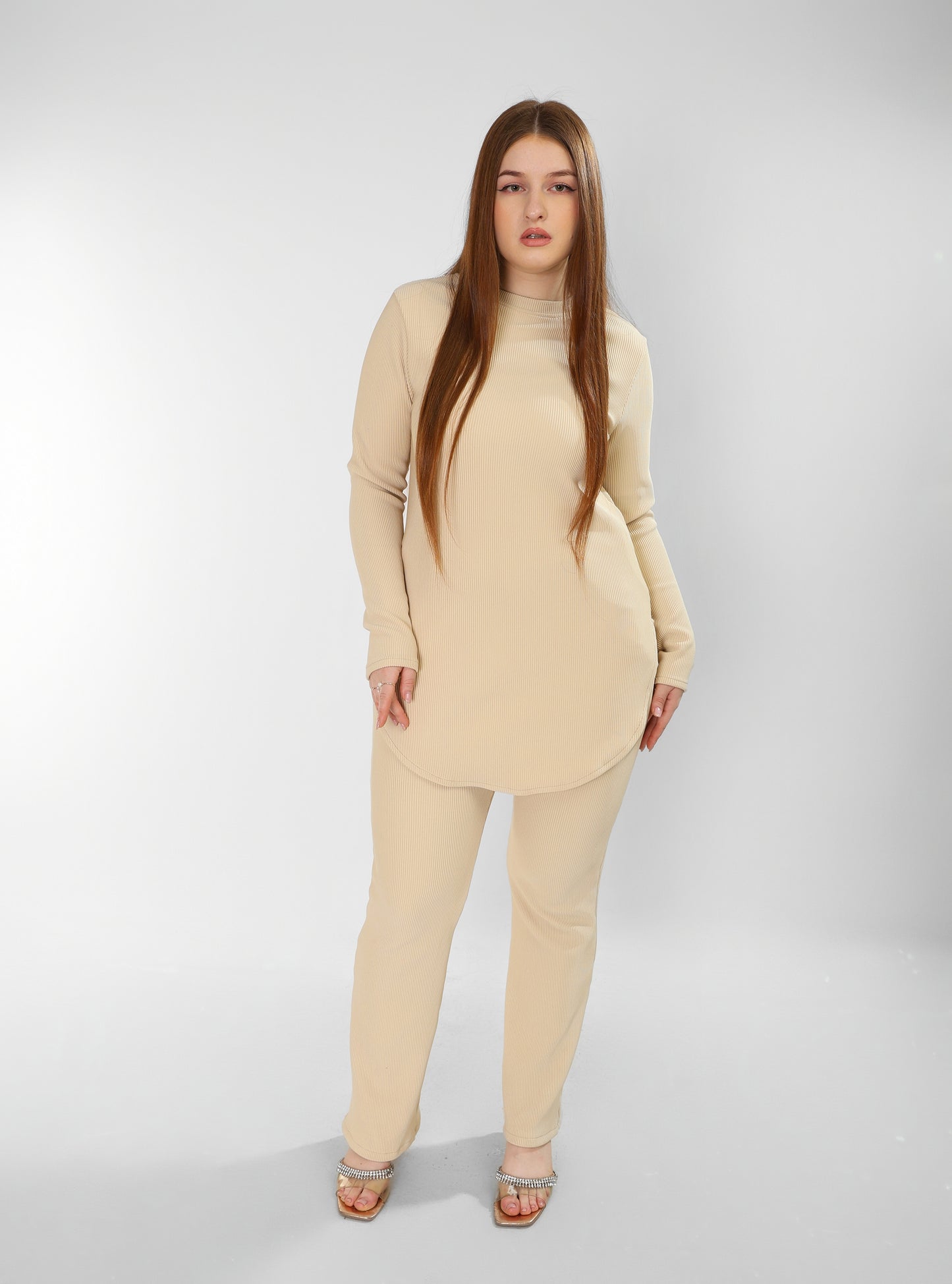 The Classic Flow Set – Beige Long Top & Relaxed Pants