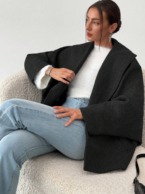Oversized Wool Sweater with Pockets – Cozy & Chic Winter Essential