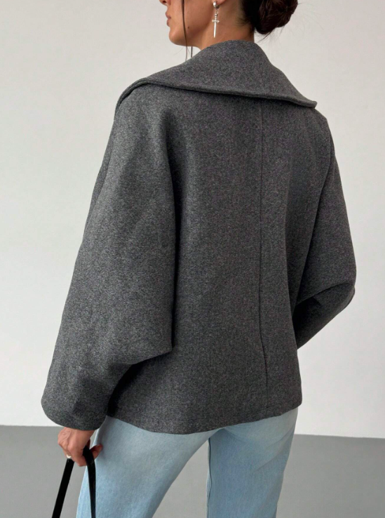 Oversized Wool Sweater with Pockets – Cozy & Chic Winter Essential