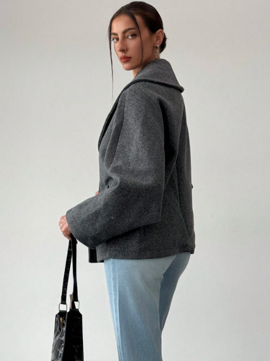 Oversized Wool Sweater with Pockets – Cozy & Chic Winter Essential