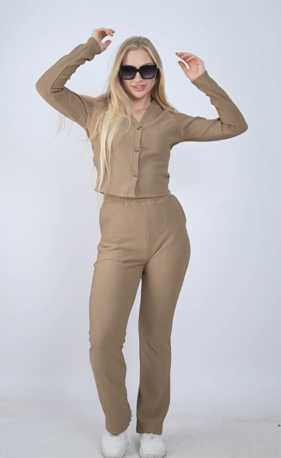 Chic Ribbed Jacquard Two-Piece – Jacket & Slim Pants