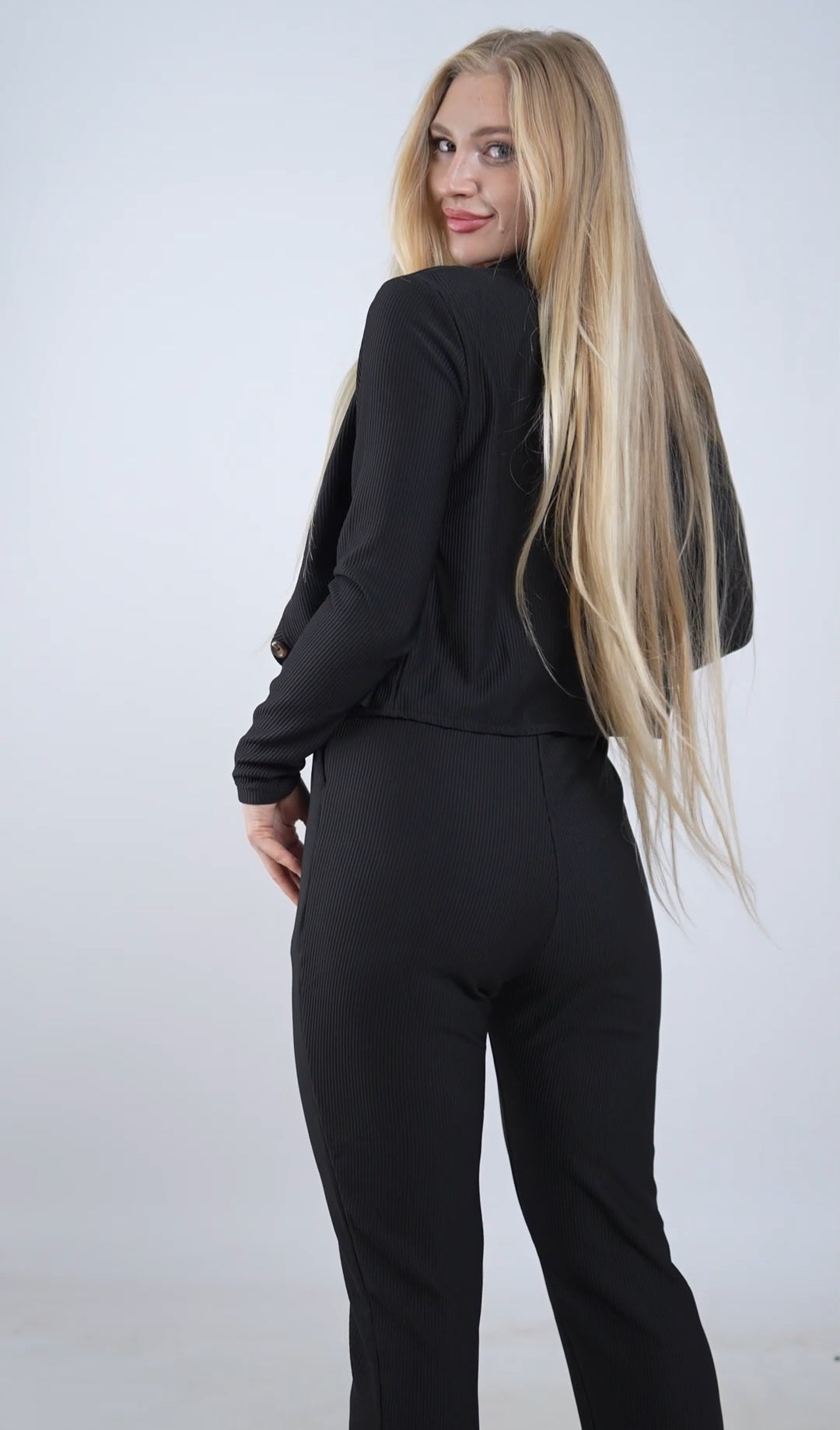 Chic Ribbed Jacquard Two-Piece – Jacket & Slim Pants