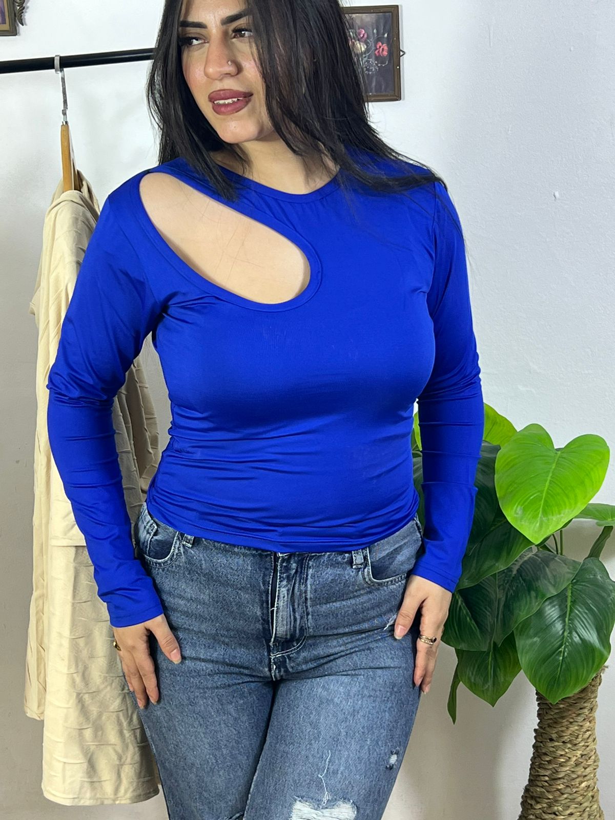 Basic Lycra Cut Shoulder Top