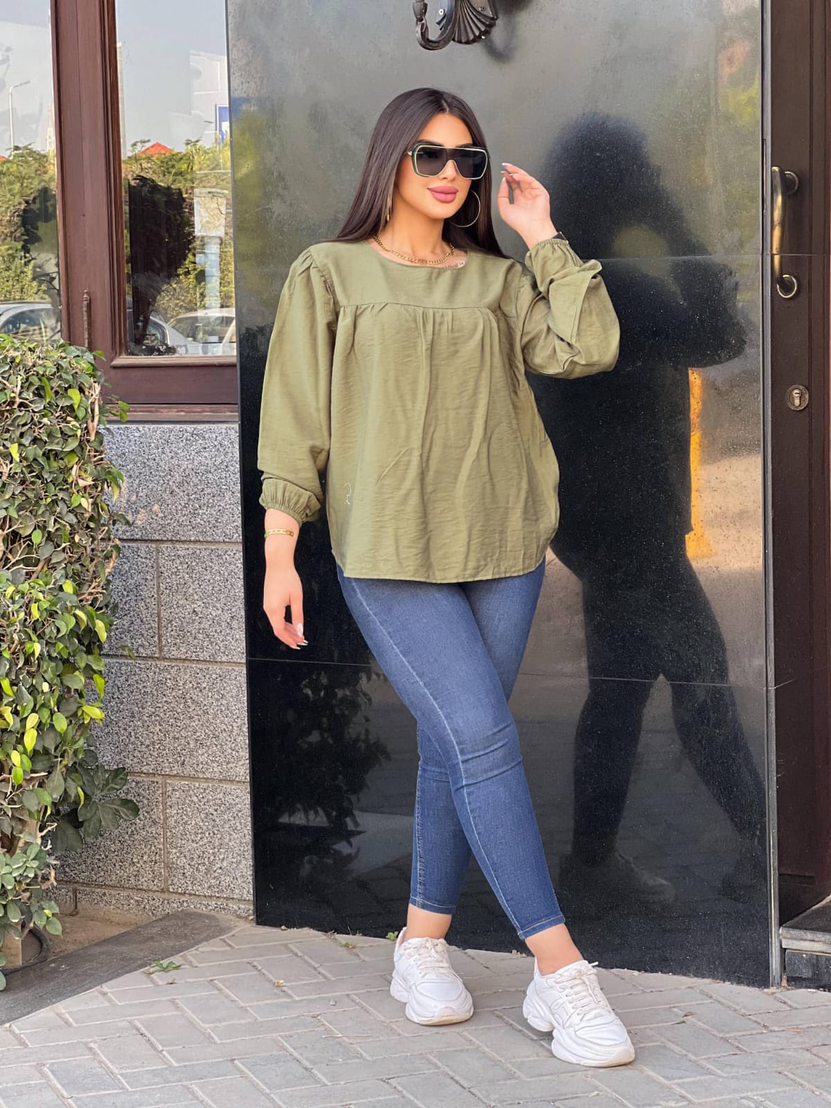 Basic Linen Blouse – Chest Detail